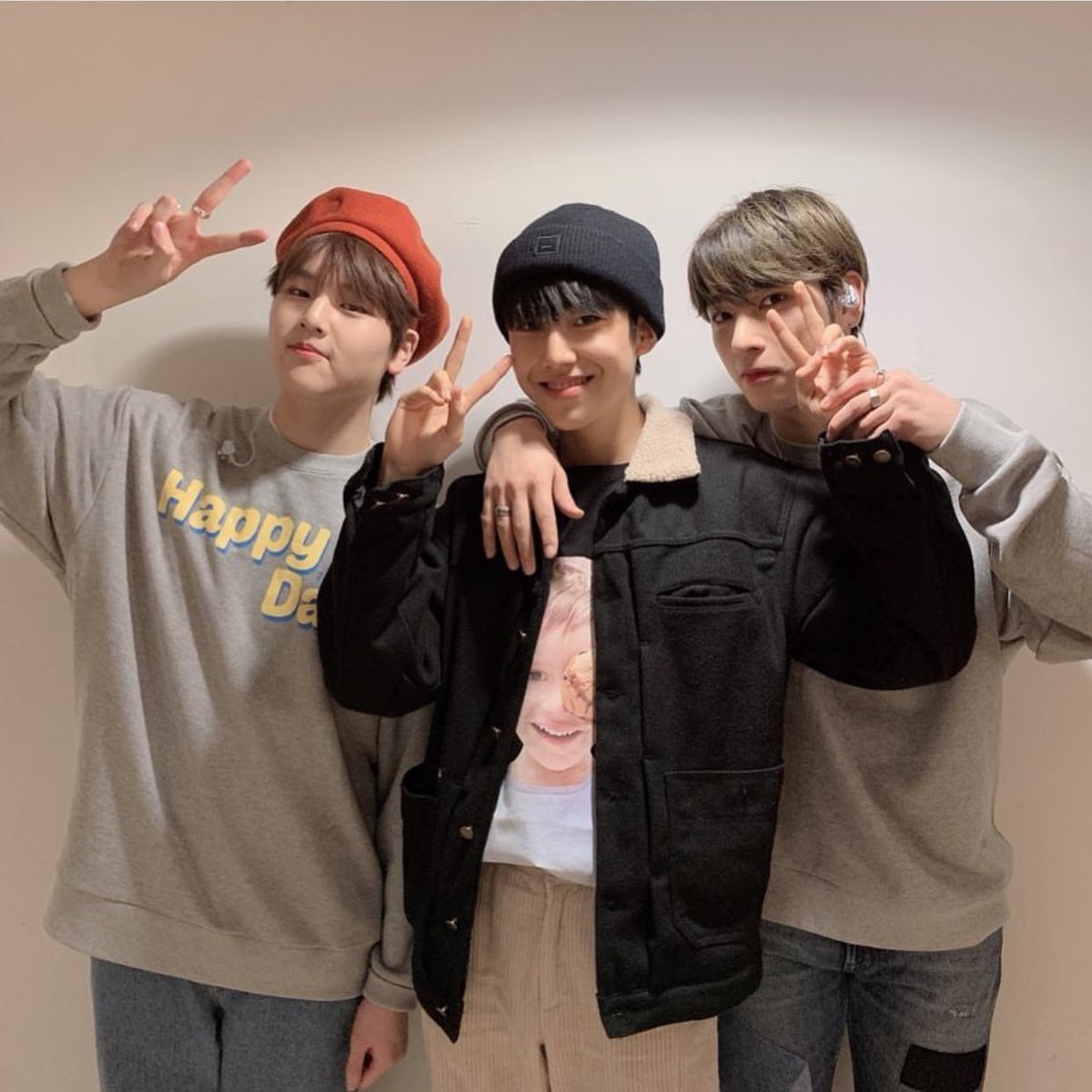 /ᐠ. .ᐟ\⟆ᵀᴿ tweet media