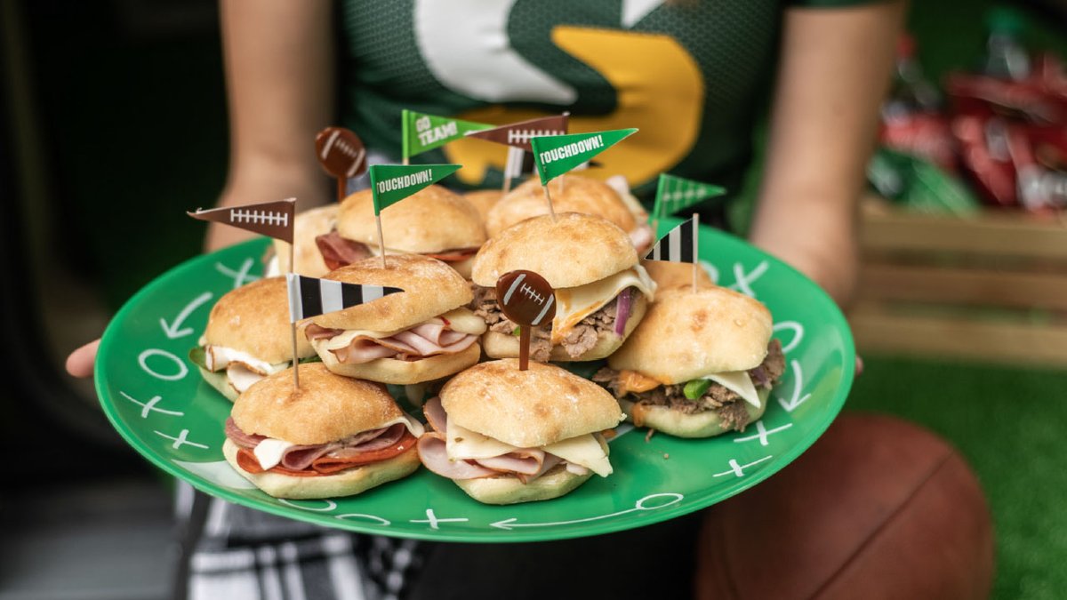 Don't have enough time to prepare for the game! Call your order in or use our App! #LastMinute #EatFresh #WeCater #ClarionPA #KittanningPA #SubwayRestaurants #GameDay