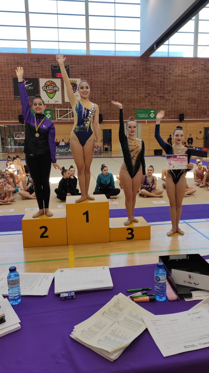 aebellsport's tweet photo. #aebgr #aeb0202 Finaliza el trofeo de Viladecans con🥉para Paula Moya y 4a posición para Cristina Prindyn en categoría Juvenil A y 6a posición para Mariona Rodríguez en categoría Senior VI. Enhorabuena a todas por el gran trabajo de hoy https://t.co/RHfr54bOPp