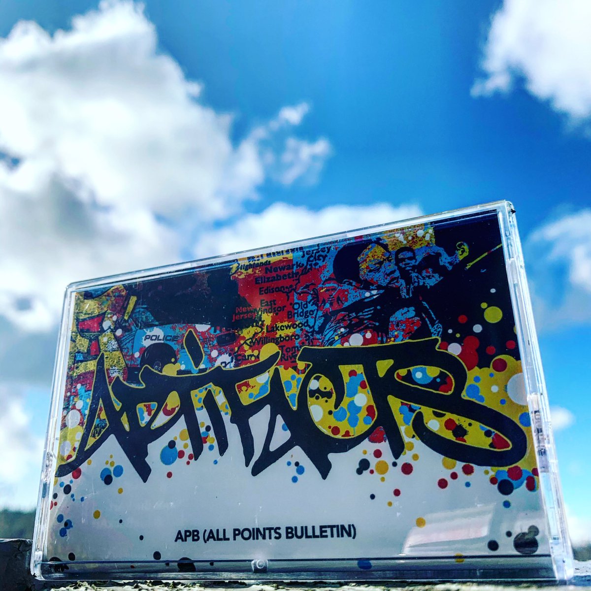 hiphopgods's tweet photo. Artifacts - APB (All Points Bulletin)
#hiphop #cassette #sidea #defdee #main #instrumental #accapella #sideb #klauslayer #remix #remixinstrumental #bonusbeat #forthepeoplelikeus #redefinition #redef #records #eldasensei #tameone #artifacts #hiphopgods https://t.co/a8IPHb6ooN