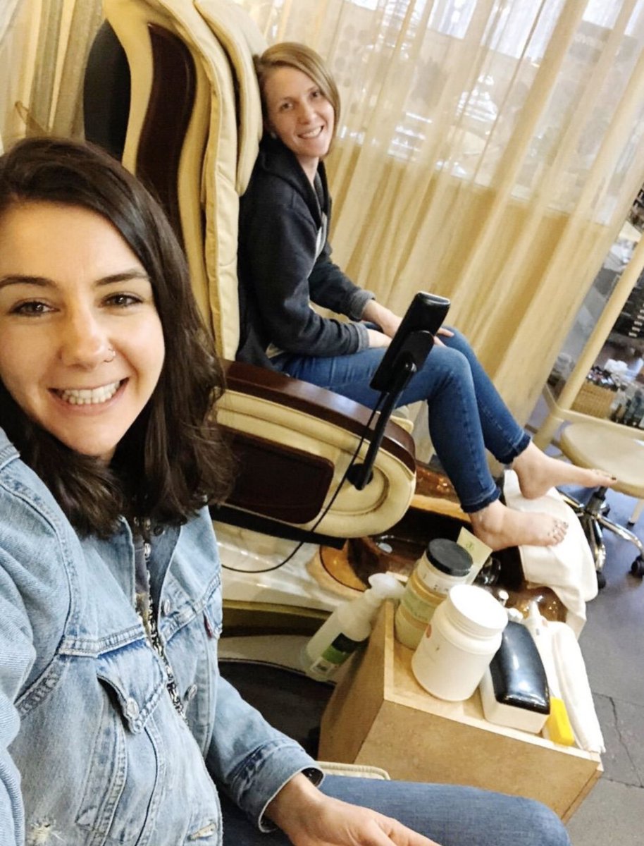 hotschoolme's tweet photo. The Superhotties out getting pedicures the other day & happening to get the same color ๐
๐ผ #SuperhottiesInTheWild #HotSchoolHot #FunIsHot #WeLoveMen #RelationshipCoachingForWomen #WomenSupportingWomen https://t.co/LyFnOMuLUS