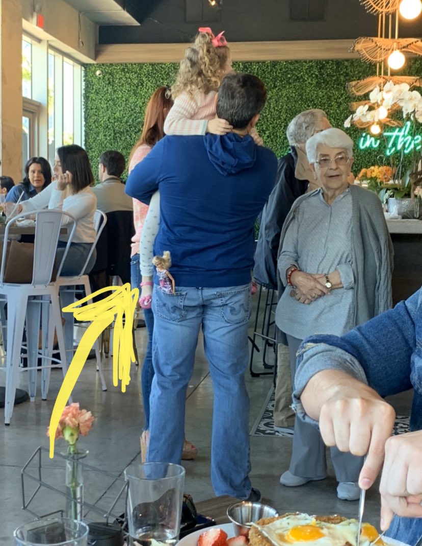 ProfJLB's tweet photo. During our Super Bowl Sunday brunch today we spotted this #GirlDad 💛#SuperBowlLIV #miami #backpocketbarbie @Barbie @SuperBowl https://t.co/itQNfJofWY