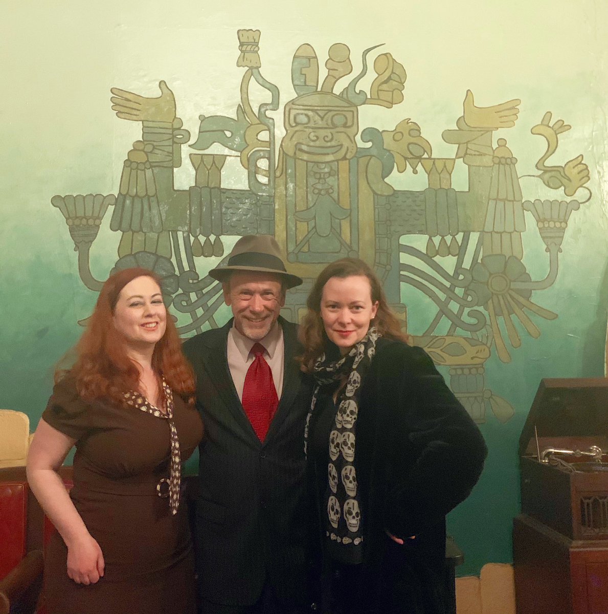 reallybethann's tweet photo. Thanks to @BizarreLA for a highly informative &amp; fun tour of the #AztecHotel! If you’re ever planning to be in the Greater Los Angeles area, follow him on @eventbrite to be among the first to know about his latest events. They sell out fast! #artdeco #vintage #travel https://t.co/tqi6EDYyFt