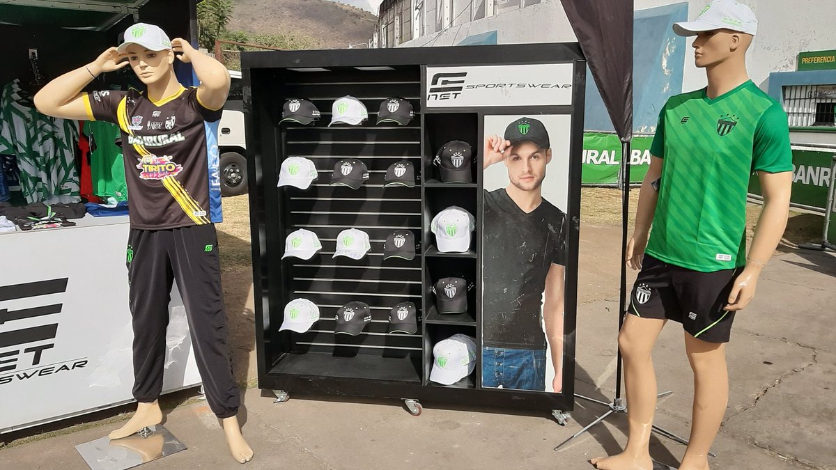 NetSportswear's tweet photo. #NetSportswear estamos en el Estadio Pensativo ven y compra la indumentaria oficial de #AntiguaGFC ⚽️🙌 https://t.co/esbnt6JUu1