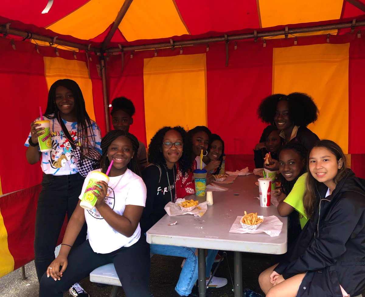 porschia_grace's tweet photo. Ladies of #XhibitStepTeam having some post-parade fun at the South Florida Fair. ๐ก๐ข https://t.co/KGlqg2jjy8