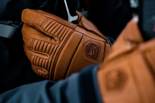 Ski innovation from Småland - Hestra Gloves @ White Stone mailchi.mp/white-stone.co…
.
#HestraGloves #Ski #Hestra #SkiGloves #IloveSki #WearingWhiteStone #SkiWear #SkiMitts