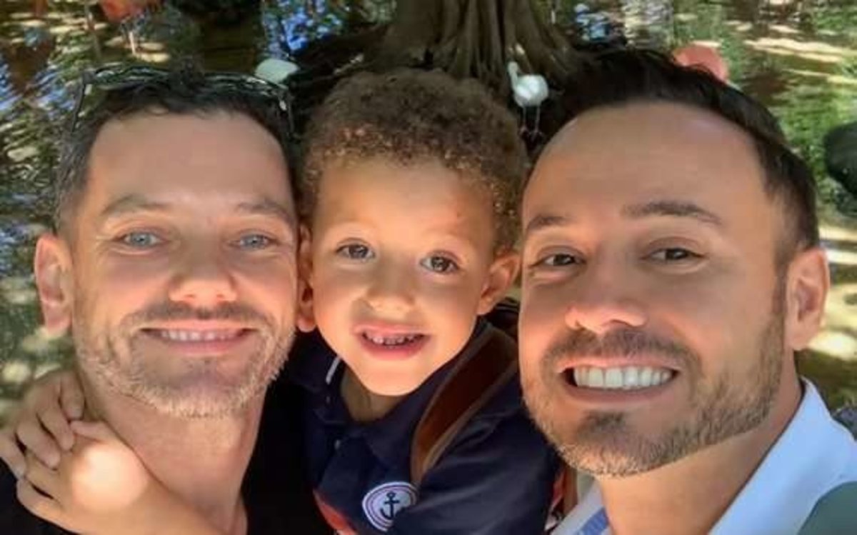 IGLTA's tweet photo. #Miami isn't just about circuit parties! The #LGBTQFamily-Friendly Miami #VacationGuide showcases many options for queer parents, too. https://t.co/Mj8D1GKMZv Visit Miami @MiamiandBeaches https://t.co/vXGPiTGXSR