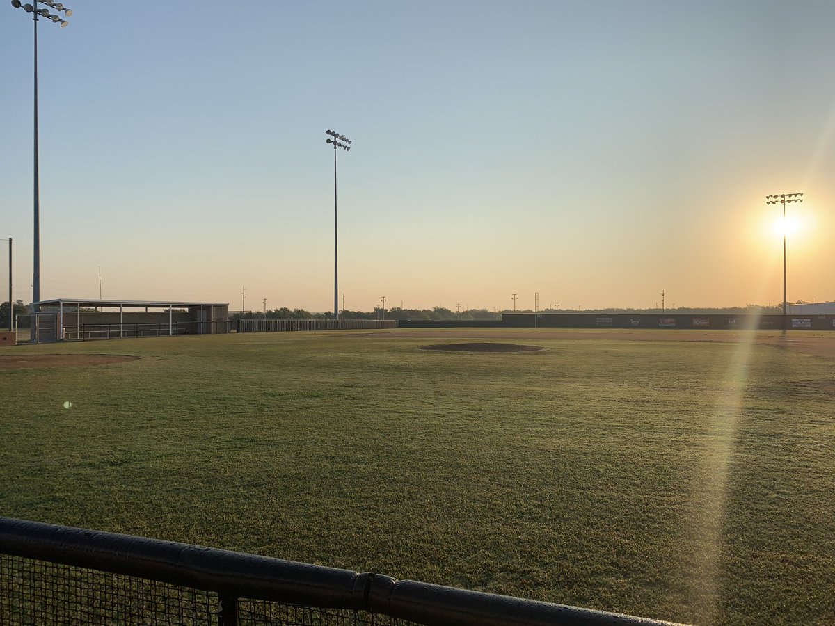 NFBaseball's tweet image. “Thanks to all that attended tryouts Fri/Sat. We saw some great talent which made for some tough decisions. 16 players enter the ranks of The North. Congrats! Now the work begins!” ~Falcon Baseball Coaches
#GoHeavy #SpringBaseball #HighSchoolBaseball