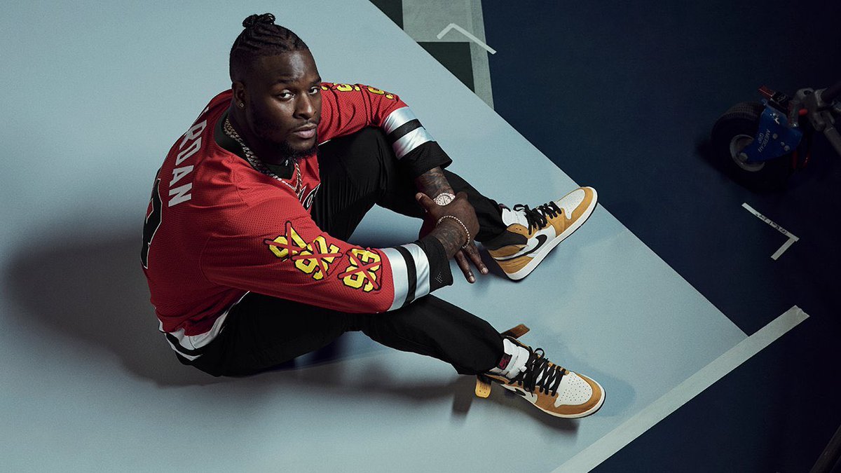 SSirbatian's tweet photo. These exclusive jordan 1s are available for purchase at the price of $150. All sizes are available. https://t.co/KzAiQVFhuY