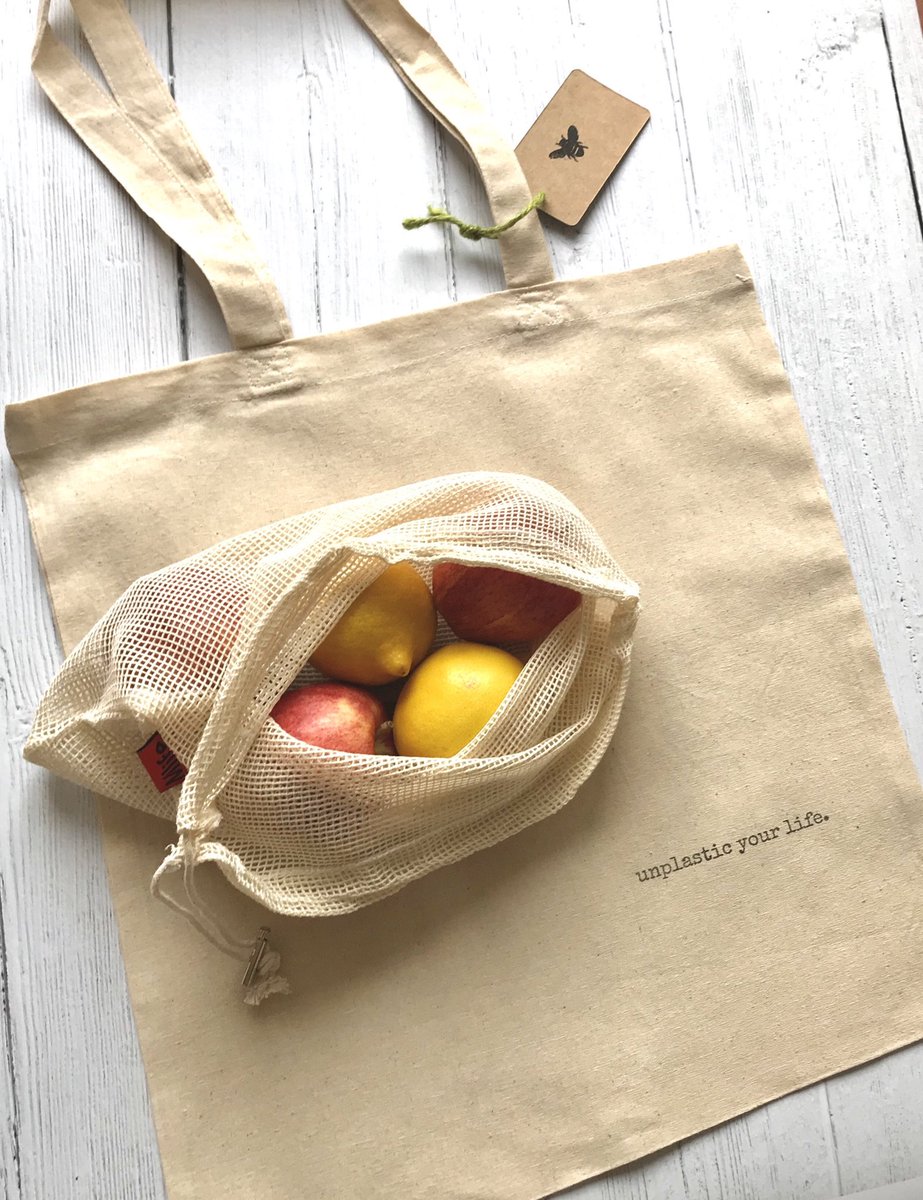 Our #Unplasticyourlife Organic Cotton Tote teamed with our mesh produce bags and you’re ready for market day #plasticpollution #itseasytogoplasticfree #etsyshop #shopify #savetheplanet #plasticsucks