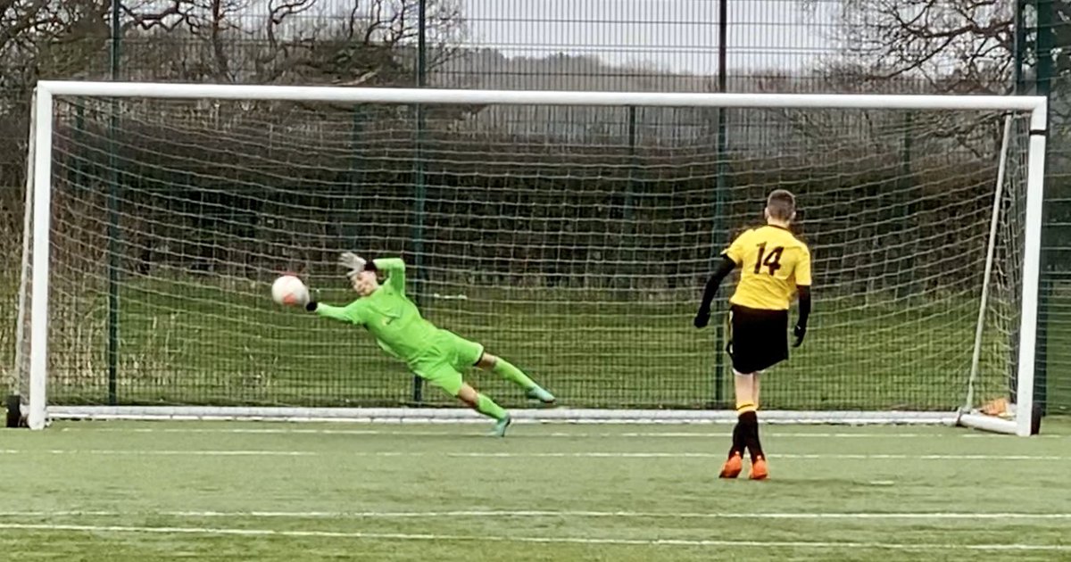 WPFC_Royals's tweet photo. A good cup game against @PBarCrusadersfc this afternoon, well played all ππ»ππ»ππ» The Royals won 4-2 on pens aet and are now through to the @midhertsrml U16 1/4 final of the @justteamsports ORC U16 Premier Divisional π #twogoodteams #toughgame #UtrinqueParatus https://t.co/rka1uOVYu0