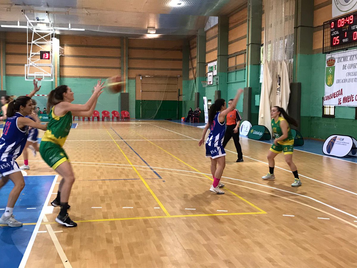 fbclm's tweet photo. Copa primera división nacional femenina.

Final del primer cuart

@CPMiralvalle 21
@CBALQAZERES 4

#copafem https://t.co/HgKekU7YME