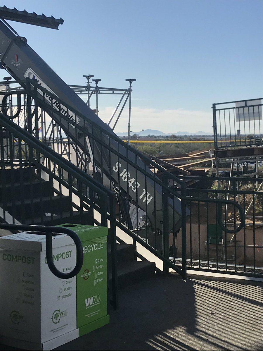 CaseyPash's tweet image. Have seats on 16 today @WMPhoenixOpen and a bridge collapsed to the structure... and not able to sit in our seats! Hope they get it fixed! #flashbackstosuperbowl2011 @abc15