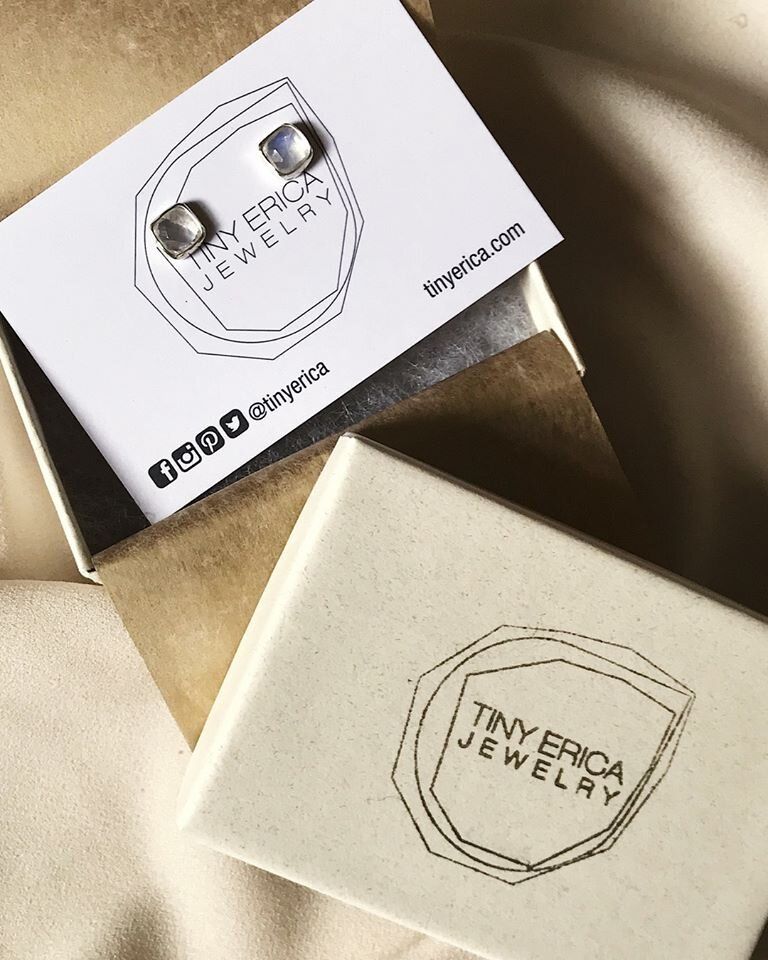 RbeltArtisans's tweet photo. Tiny Erica Jewelry is a collection of lightweight architectural sterling silver and 14k gold jewelry. https://t.co/VEc0M6lC3I
.
.
#makersgonnamake #makermovement #artisans #shoplocal #rustbelt #madeincle #theland #ohio #rustbeltartisans #Cleveland @TinyErica https://t.co/Hx7lT475i5