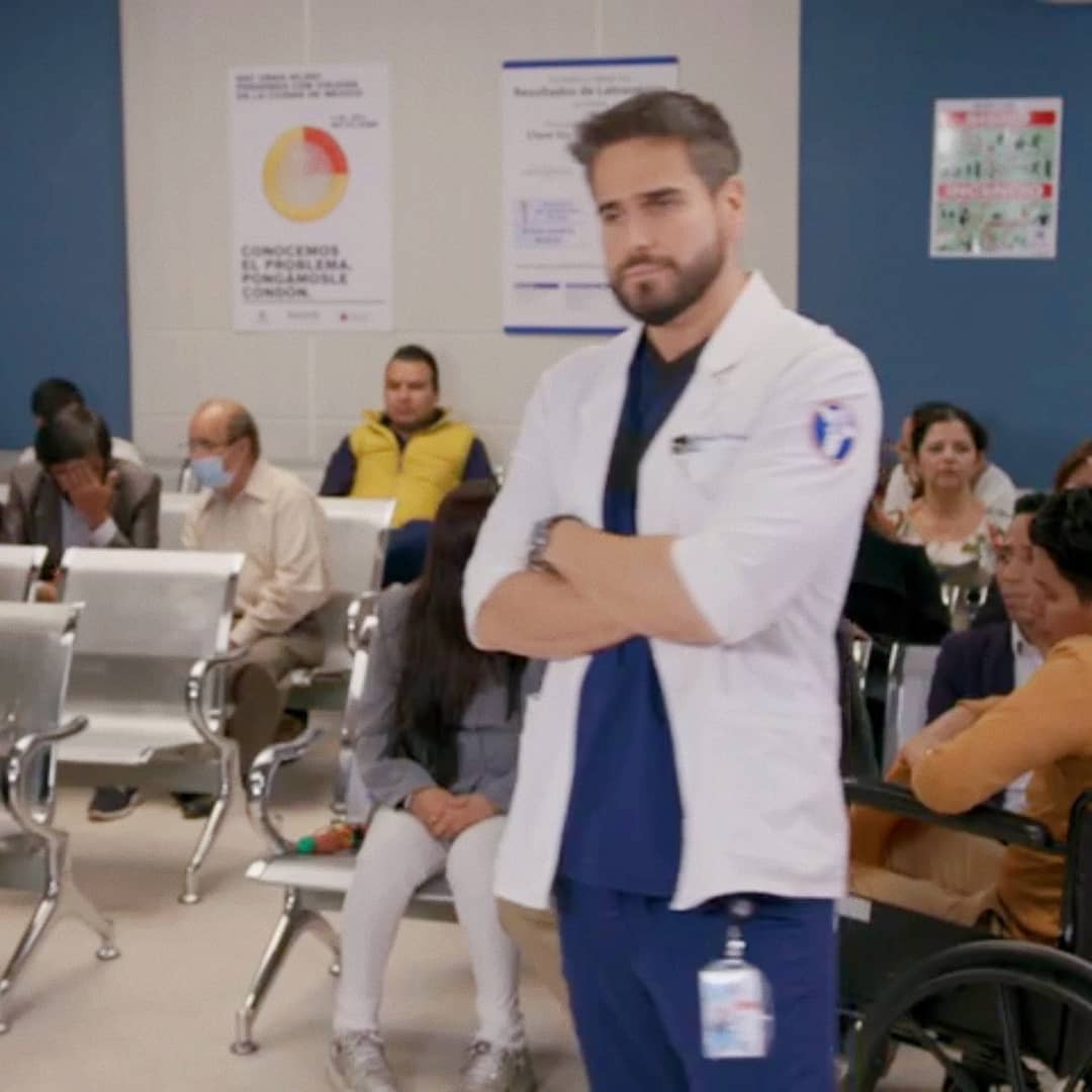 DanielArenasTF's tweet photo. #Repost @danielarenasworld
• • • • •
Muy guapo 💙 @danarenas #DanielArenas #Medicos #DavidParedes #cap60 https://t.co/suei8Mgy22