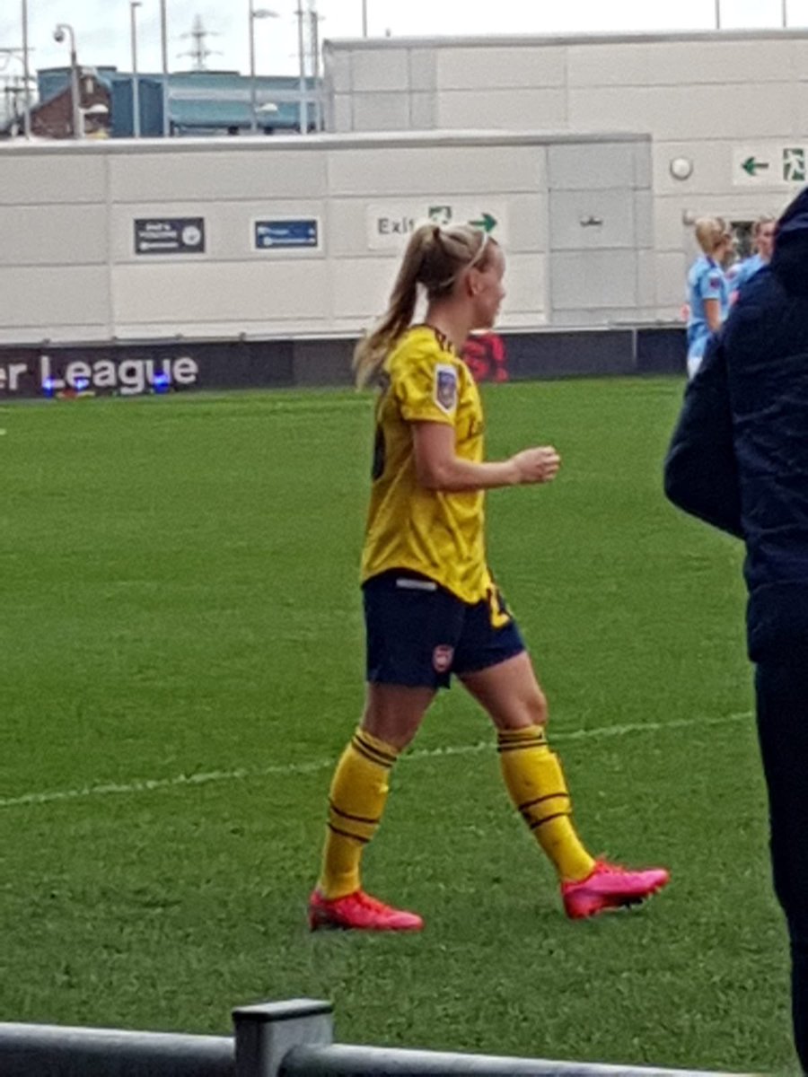 ARSENAL ❤️ <a href="/bmeado9/">Beth Mead MBE</a> <a href="/DanielleDonk/">Danielle van de Donk</a>  <a href="/ArsenalWFC/">Arsenal Women</a>  xx