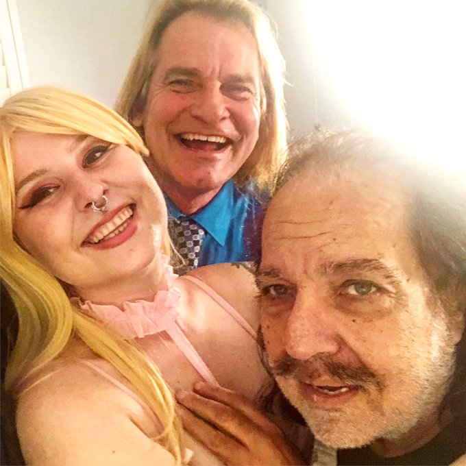 So this happened last night. @gasmaskgirl_ got the 2 biggest male porn stars back together!   @realronjeremy<a class="tags" target="_blank" title="On Twitter" href="/?out=eyJ0eXAiOiJKV1QiLCJhbGciOiJIUzUxMiJ9.eyJpYXQiOjE3MTk3MDI5MDcsImlzcyI6InR3cG9ybnN0YXJzLmNvbSIsIm5iZiI6MTcxOTcwMjkwNywiZXhwIjoxNzUxMjM4OTA3LCJyZWRpcmVjdF91cmwiOiJodHRwczovL3R3aXR0ZXIuY29tL2dhc21hc2tnaXJsXyJ9.Yk950j8qW6pyg51lDmpSbXuSGvx2Sqlh4h9FE-v3mq_WEOIXU_341LAdaHv6cvyREtKiXLb84t-h6yD8SX9J9w">@gasmaskgirl_</a><a href="/tag/hanukkah"class="tags"><span>#hanukkah</span></a><a href="/tag/chanukah"class="tags"><span>#chanukah</span></a>