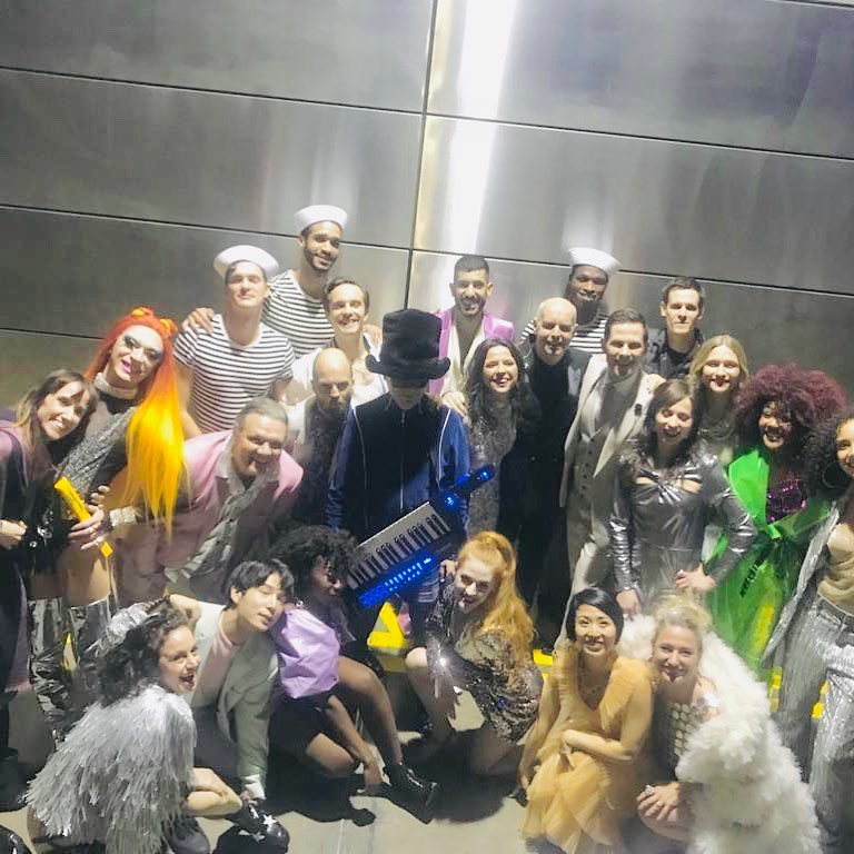 Lowetennant's tweet photo. #petshopboys #TV #UK @petshopboys with the #dancers @patiencegop @russellanwar @JoelleDyson @harryaalexander @jaminaai @luke_fetherston
#JennyWickham #SamWingfield #GaryMurphy #MinhoJung #LydiaHelen #ElizaNearn their Monkey Business backstage @OfficialNTAs ceremony @TheO2 Jan28th https://t.co/bBohTMvqm8