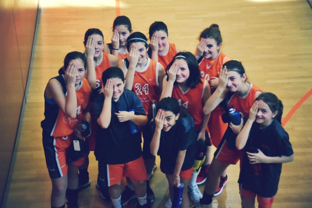 gloria_marin's tweet image. #ThoEstàsPerdent: Si no veus esport femení, t'estàs perdent la meitat de l'espectacle.
@safaclaror @secretaricoloma @Institut_PdG @EscPublicaSAFA @fructuosG @FCBQ