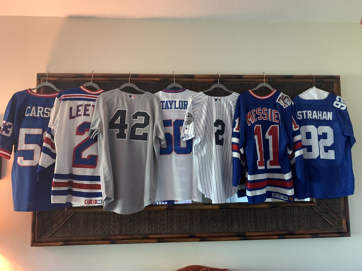 CruzinParadise's tweet photo. #HOFSunday @Giants @NYRangers @Yankees #GiantsPride #PlayLikeANewYorker #PinstripePride @michaelstrahan @LT_56 #Carson53 #Messier11 #Mo42 #Jeter2 #Leetch2 @TheGarden @MSGNetworks @WFAN660 https://t.co/PbcfAaDGeQ