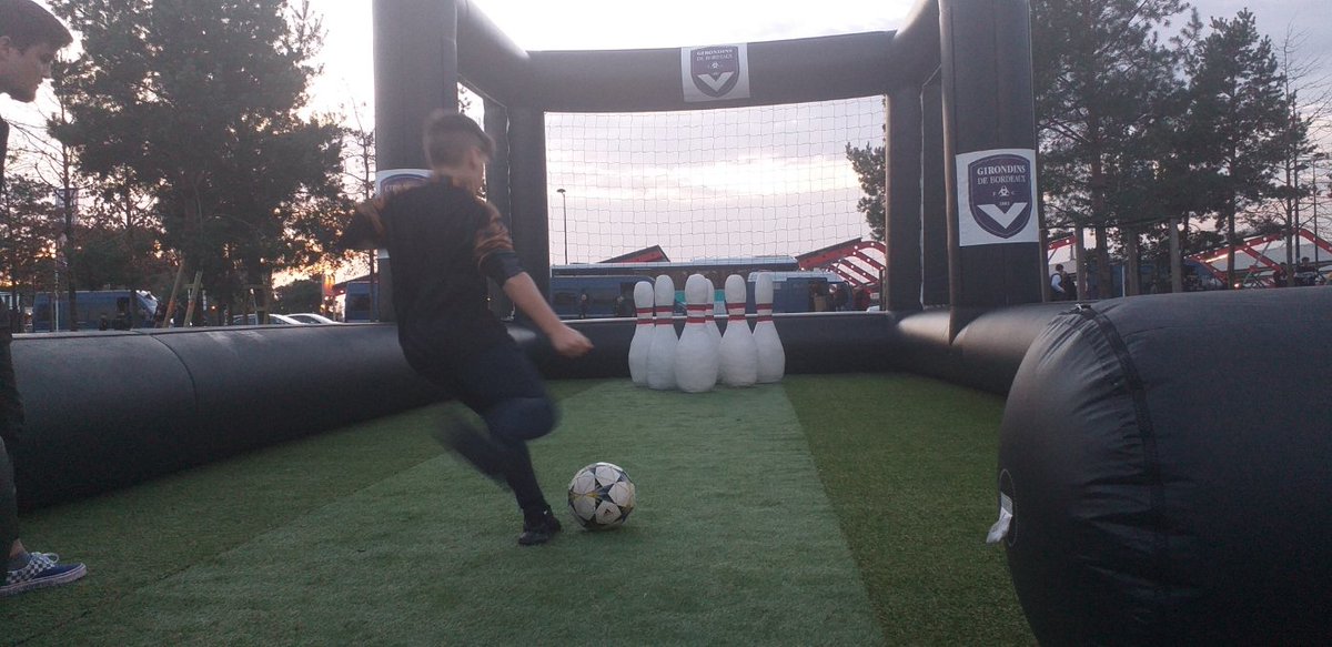 Foot Air tweet media