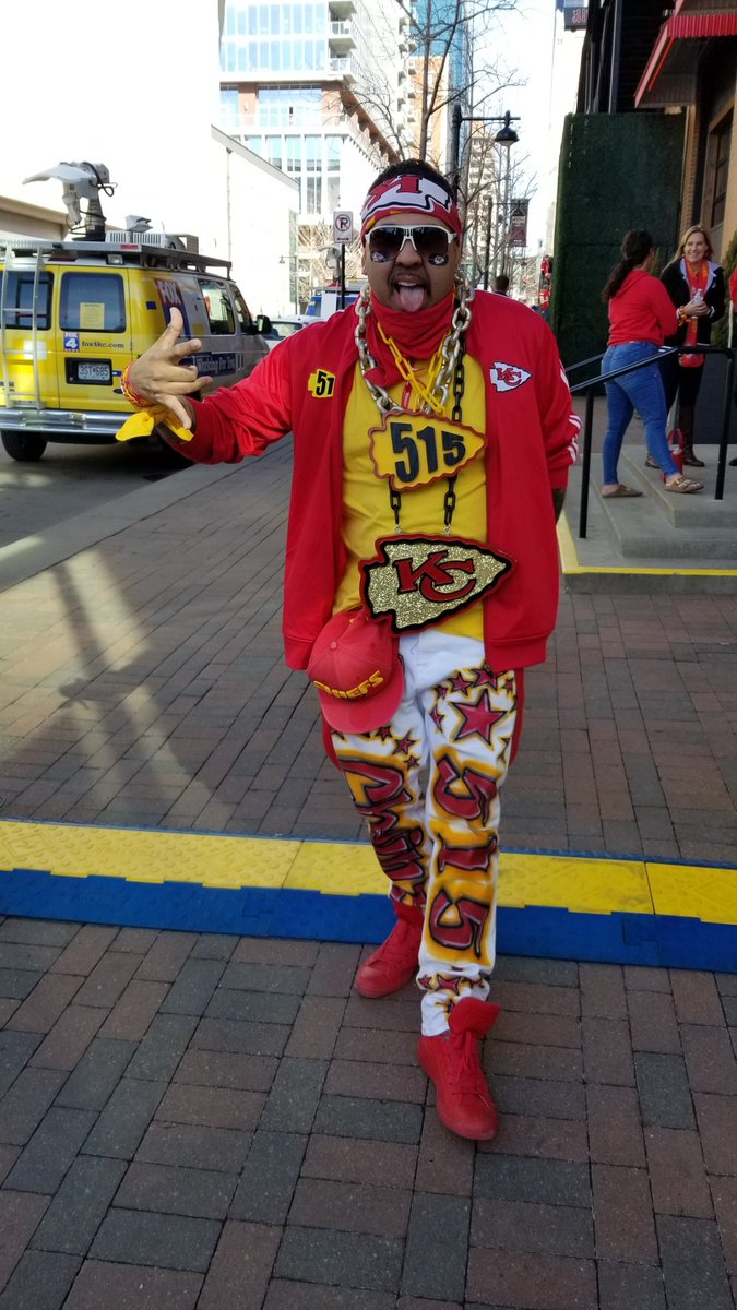 This guy drove down from the 515 (Des Moines) to soak up the atmosphere with #ChiefsKingdom
