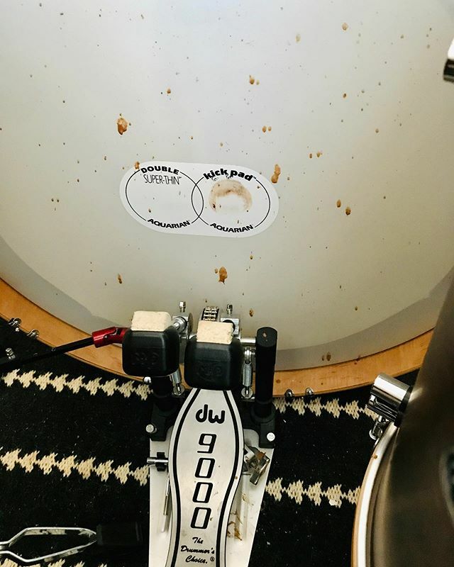 Sometimes kids and drums don’t mix well...
Artwork by #offspring2.0
.
.
#drummerproblems #parenthood #gottoddlered ift.tt/37RZ1d0