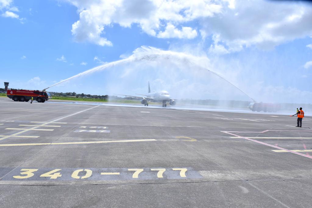 CRGuadeloupe's tweet photo. #JetBlue La Région Guadeloupe gagne son pari... La dynamique impulsée par @CRGuadeloupe consistant à faire de notre archipel une destination incontournable de la Caraïbe porte ses fruits.

#NewYork #JetBluePTP #Tourisme #Engagement https://t.co/bybtVMsitP