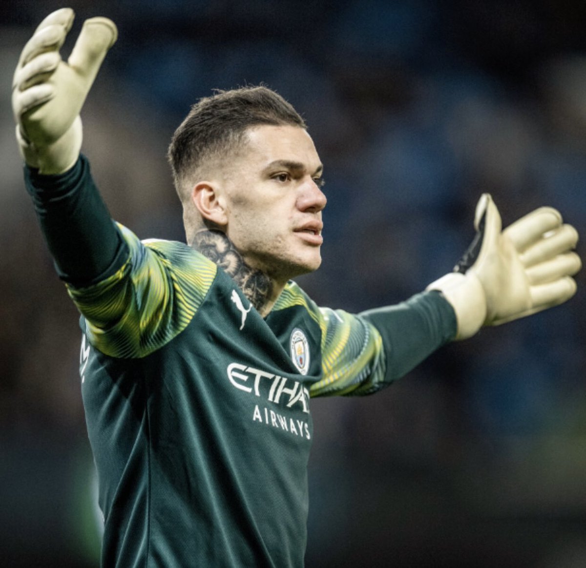 City_Chief's tweet photo. 🔃| Retweet if you want #Ederson to be #MCFC new penalty taker. 

#TOTMCI https://t.co/uKas7xUGqD