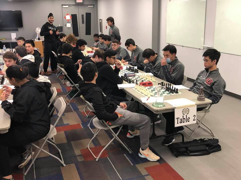 RAHSChess's tweet photo. Knights go 3-1 at Palatine Sectionals (#4/20), moving their overall record to 20-6, and qualifying for the State Finals held at the Peoria Civic Center in two weeks time. Make sure to cheer this team on as they look to challenge near the top in a few weeks! Go Knights! https://t.co/0cuQ7h1MiL