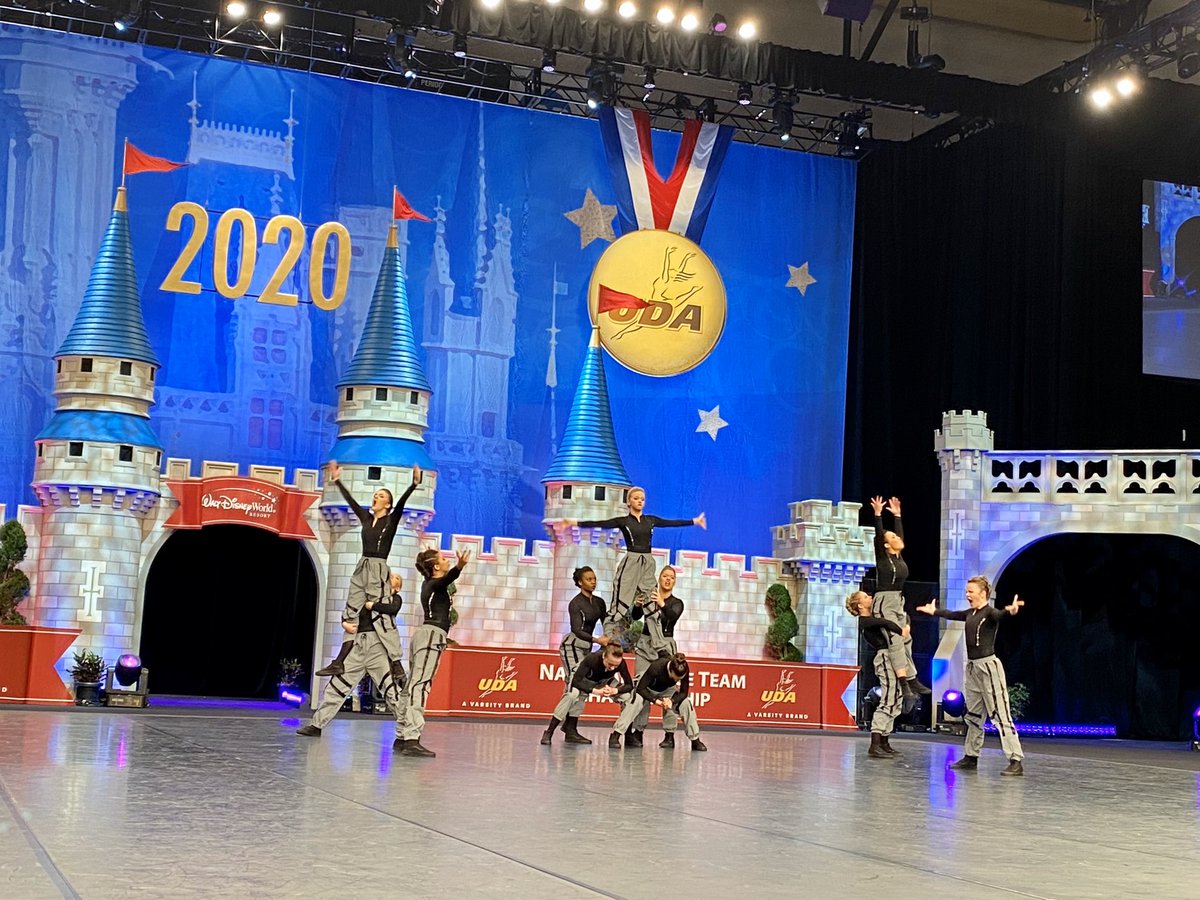 UDAnews's tweet photo. The commitment to character is REAL in Small Varsity Hip Hop Finals from Fort Zumwalt West HS and Niceville HS! https://t.co/v6YvD964vk