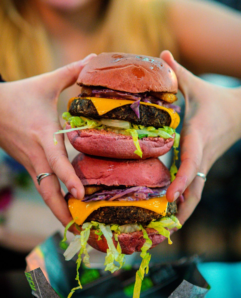 #Veganuary might be over but the fun doesn't have to be!

We're carrying on the celebrations 🎉 and the #plantbased munch energy 👅 by offering something outrageously good.

Let Monday's become Funday's 😆 as we now do #2for1 ON ALL COMBO MEALS.

Open 4pm - 9pm, starting TOMORROW