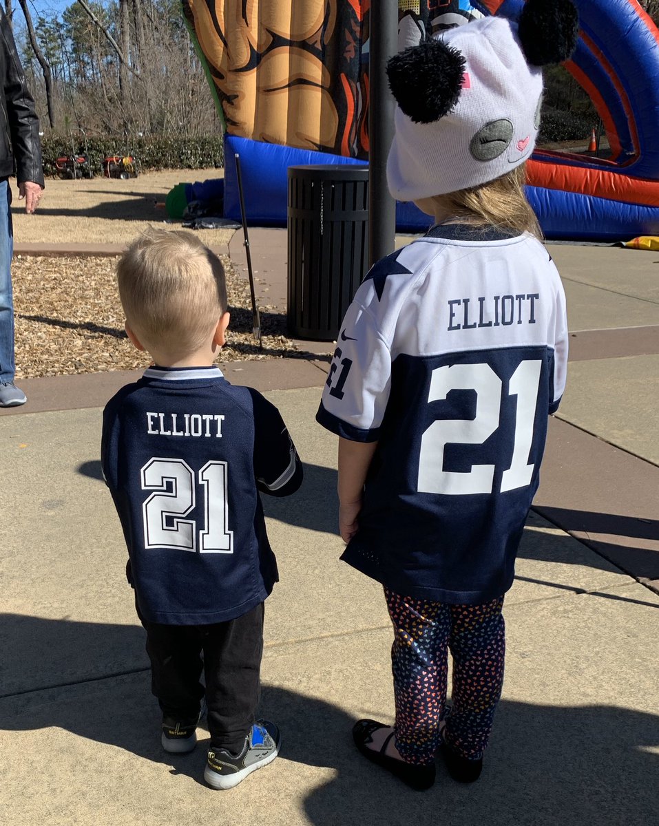 Teresa Workman (@tnworkman) on Twitter photo The Workman crew took Zeke to church today 😂 <a href="/EzekielElliott/">Ezekiel Elliott</a> <a href="/12Stone/">12Stone Church</a> #GoBucks #howboutthemcowboys #SuperBowl #SuperBowl2020 #SuperBowlLIV #SuperBowlSunday The Workman crew took Zeke to church today 😂 <a href="/EzekielElliott/">Ezekiel Elliott</a> <a href="/12Stone/">12Stone Church</a> #GoBucks #howboutthemcowboys #SuperBowl #SuperBowl2020 #SuperBowlLIV #SuperBowlSunday