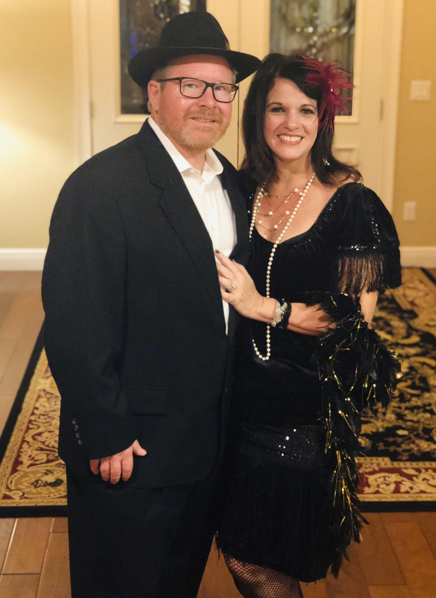 Bringing back the 20's last night! I think we were born in the wrong era!! <a href="/jchall_72/">Jason Hall</a>