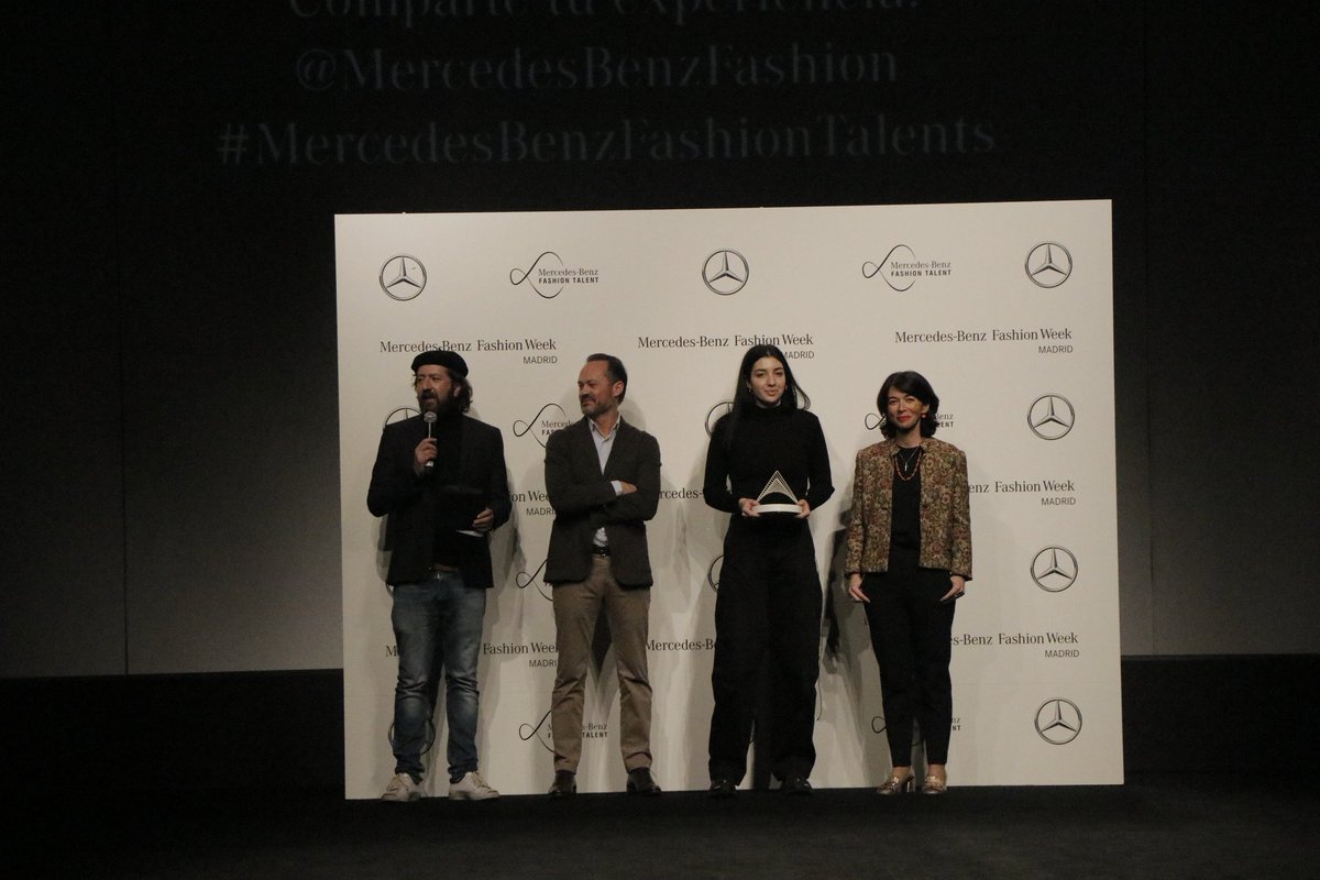 MBFWMadrid's tweet photo. La ganadora de #MercedesBenzFashionTalents ha sido Fátima Miñana, quien desfilará en la proxima edición de Mercedes-Benz Fashion Week Tbilisi. ¡Enhorabuena! https://t.co/pPZjR9MzSE