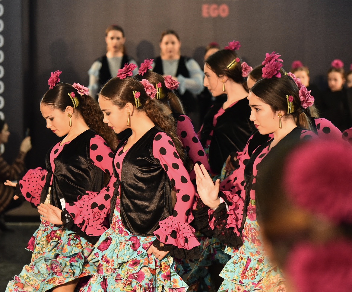 simofsevilla's tweet photo. En esta edición hemos disfrutado de la gran calidad y la gran dedicación de los jóvenes emprendedores de #moda #flamenca.
¡Gracias a todos los participantes de la pasarela #SIMOFEGO!
#SIMOF2020 #SevillaHoy https://t.co/388sclZpQ3
