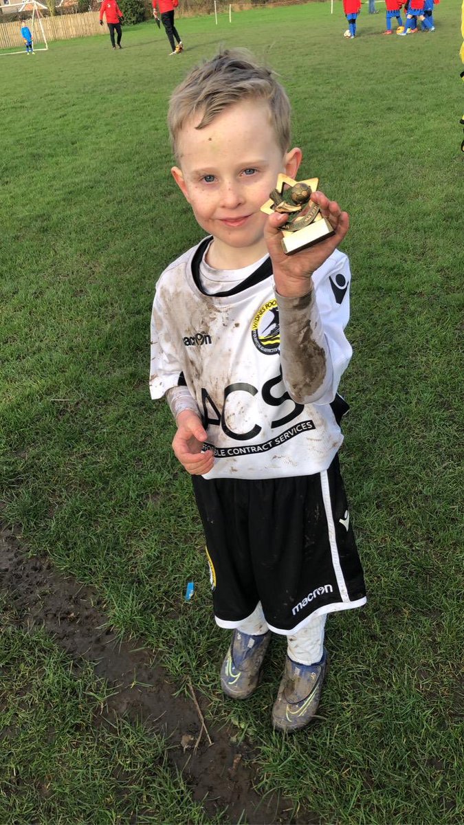 andreaglancey's tweet photo. First match age 6 years 1 day, MOTM and a goal 👊 @widnesjfc @HFCronton https://t.co/F4tMsmeqtJ