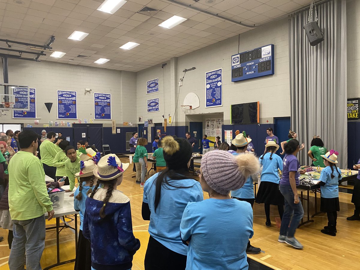 PsychedForTorah's tweet photo. At @SARacademy for my daughter’s robotic competition and came across this great social and emotional learning technique in the gym. #STEMeducation AND #SEL
How do you incorporate #SEL in your school??
#jewished #psychoed https://t.co/1vReDHCXuW