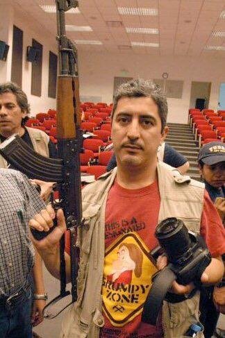 muniz_erick's tweet photo. Aquí la foto del curso con los Cascos Azules Quienes buscan afectar a @Notimex se dieron tiempo para buscarla en mi Facebook y circulan otras en WhatsApp con ofensas
@Alejandro_Lelo vamos a denunciar aunque los responsables sean las mismas personas que apoyas
Te parece? https://t.co/wegi01rgdQ