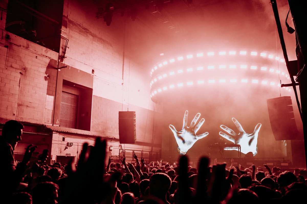 HOLYGOOF_UK's tweet photo. This is everything I’ve ever wanted. Globes 2 at printworks was unbelievable. Thankyou ♥️ https://t.co/k5BbA7vBp8