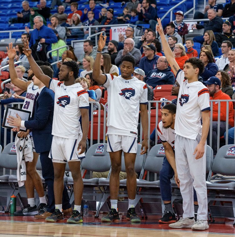 tognibenephoto's tweet photo. Photos from yesterday’s RMU Men’s Basketball 64-57 win over Central Connecticut @RMUMBasketball @RMUAthletics @AndyToole #rmu #rmubasketball #basketball #ncaa https://t.co/haTxh7X3VH