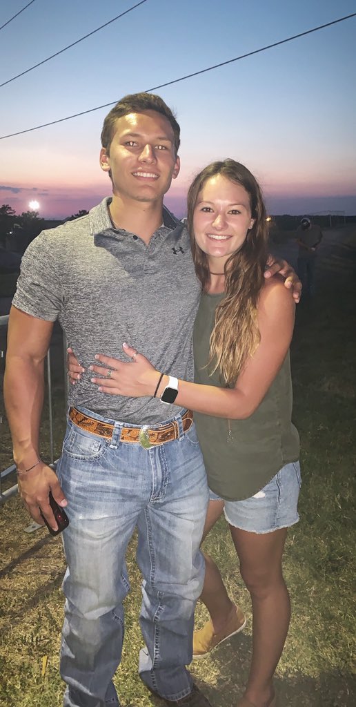 claytonlee22's tweet photo. Happy 20th babe I love you ❤️ https://t.co/orKXTH6qkZ