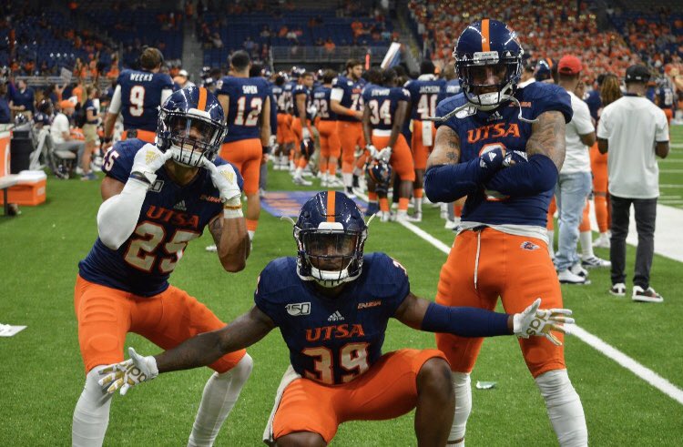 outthewayx_'s tweet photo. After a GREAT visit @UTSAFTBL I am Honored and Blessed to receive an offer from UTSA‼️@CoachTraylor @CoachJessLoepp @nicholasDgraham @rshawn7520 @CoachQ_Green @Coach__Call https://t.co/83MeNDJlje