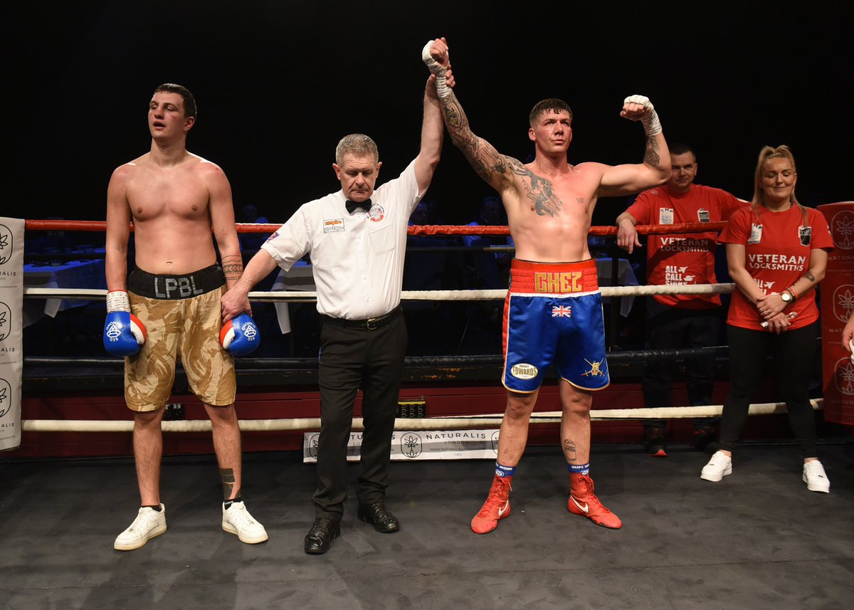 ChezNihell's tweet photo. Team work 🇬🇧🥊
@ArmySportASCB @27RegimentRLC @CO1PWRR @TalentedAthlete @armyboxingteam #TeamNIHELL
@vetlocksmith #teamcrunk #tmpdiving https://t.co/FH4rgGp0Qf https://t.co/vY3P8Oyy0O