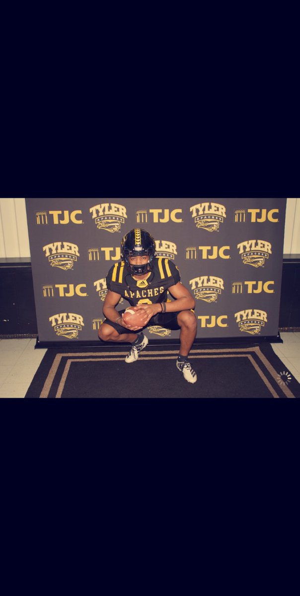 DDT_32's tweet photo. 100% Commited...lets work🌟
@coachgordon1 @Coach_T_Rocco 
@coachdwms @JUCOFFrenzy https://t.co/F4TkS73GA6