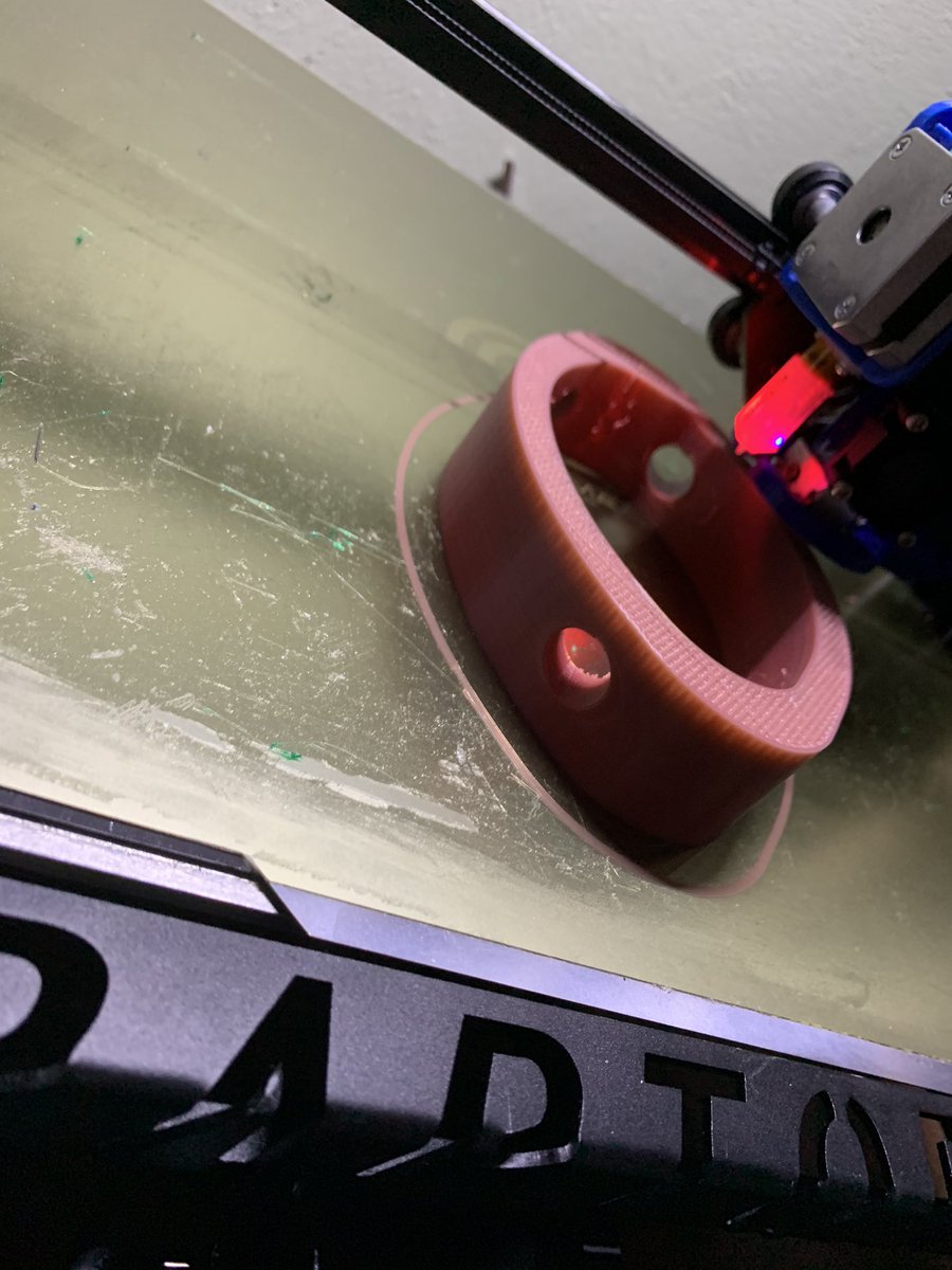 FriskDonny's tweet photo. @3DMeetupSweden Print finished part 2-7 #3DMSPP #3DMS2020 rainbow filament and in progress part 2-8 in rainbow filament and part 1-3 in green metallic from @3DPrima https://t.co/6QrUPiqvyx