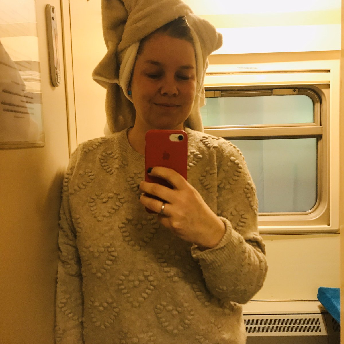 I had a shower somewhere between Perm and Yekaterinburg and it was freaking fabulous. It cost 150 rubles and it was properly hot and water pressure totally fine - I even washed and conditioned my hair. So nice.