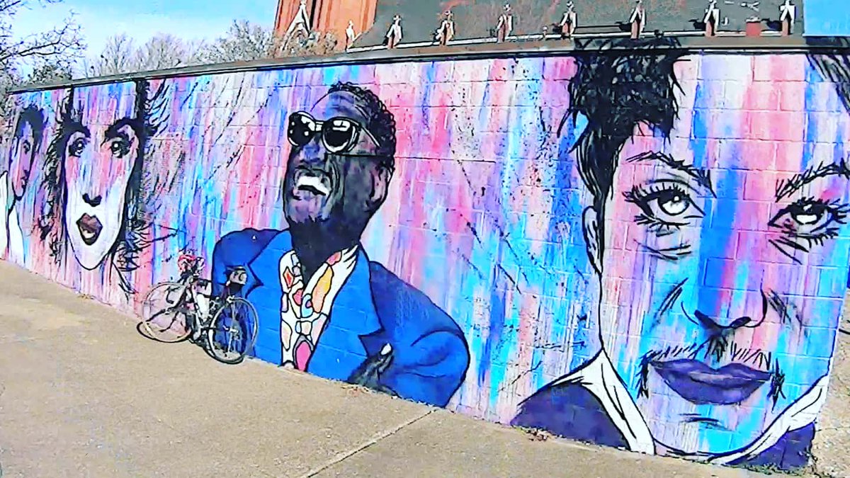 cyclingat10mph's tweet photo. #GroundhogDay #HappyGroundhogDay #murals #muralsoftwitter #muralsoflouisville #murals #Prince #Ray #RayCharles https://t.co/4K4JOVRJCP