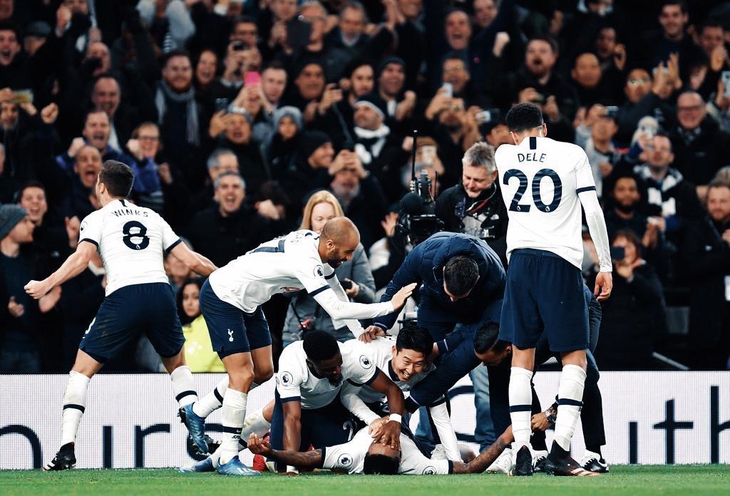 dele_official's tweet photo. Huge 3 points!! 💪🏽💪🏽💪🏽 #COYS https://t.co/p2Ewzejvvz