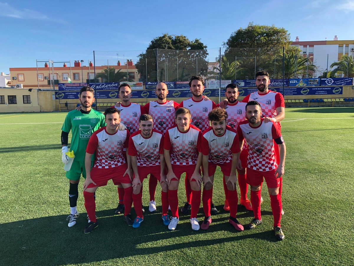 GilenaCF's tweet photo. Los tres puntos se viene para Gilena, ganamos en la casa del segundo clasificado.

Victoria muy trabajada en la que hemos sabido defender el 0-1 de una forma contundente, sin conceder una ocasión clara a nuestros rivales, que ya desquiciados.. https://t.co/sj9BTGaYMu https://t.co/DEoSUCSsBk